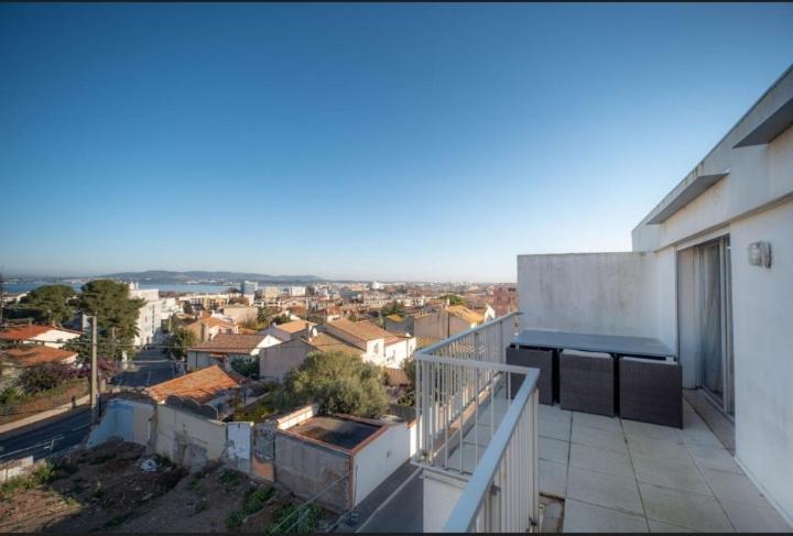 La Terrasse - Proche Gare Et Centre Ville, Parking - Apartment *
